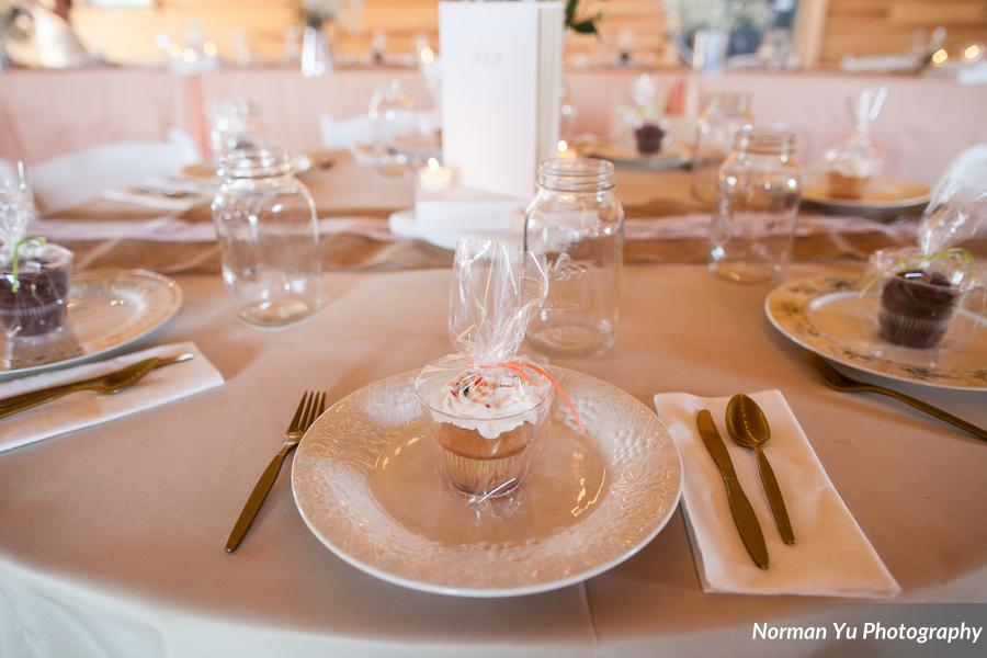 Stetson Wedding Table Setting | The Keeler Property Outdoor Wedding Venue Jacksonville FL